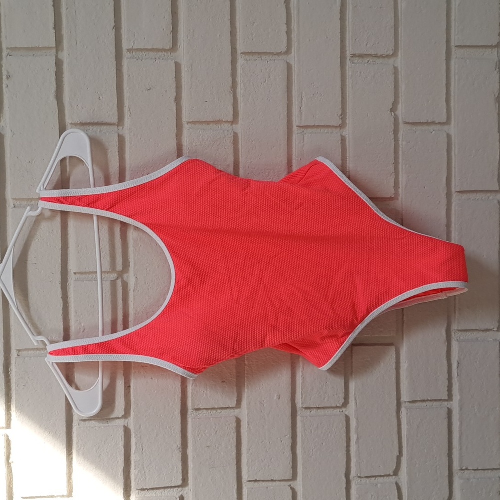 Love & Sports Cora/White 1 Piece Swim Suit. Size XS NWOT - Picture 1 of 7